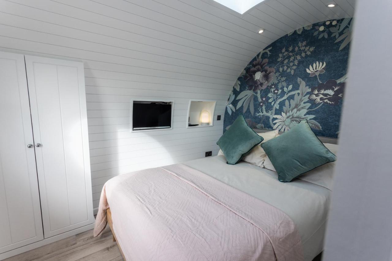 Quarrywood Glamping Tenby Bagian luar foto