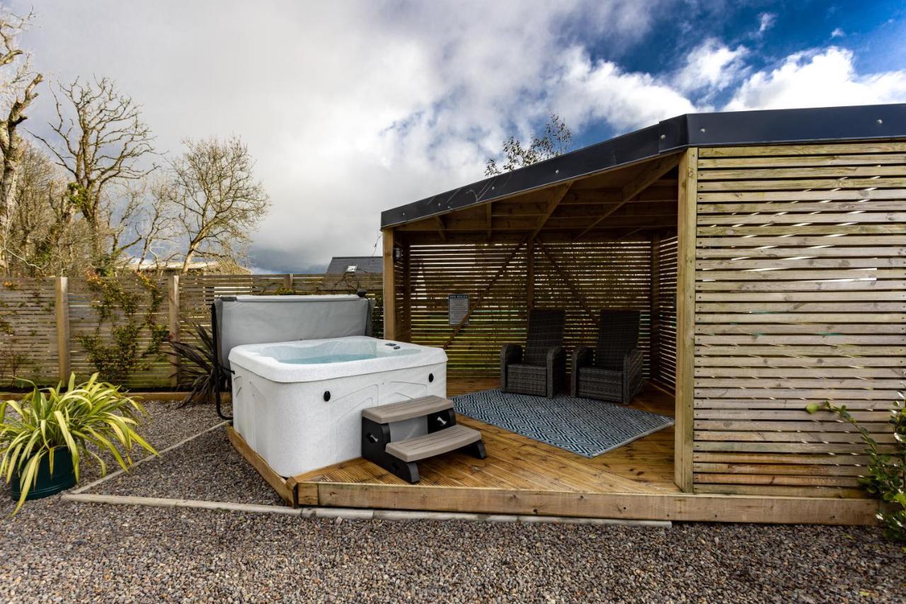 Quarrywood Glamping Tenby Bagian luar foto