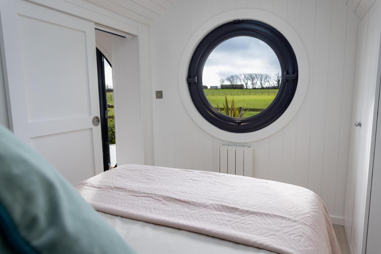 Quarrywood Glamping Tenby Bagian luar foto