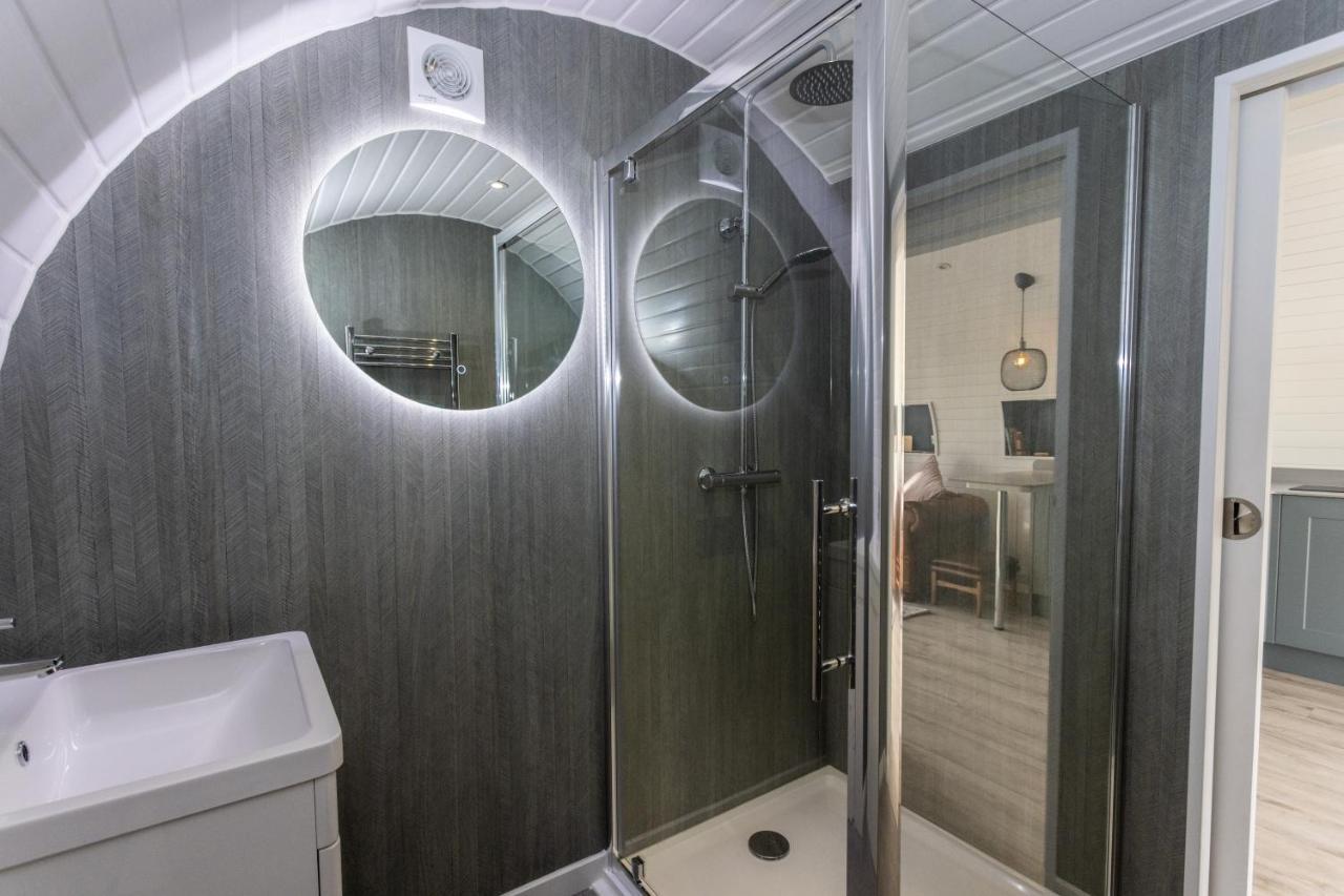 Quarrywood Glamping Tenby Bagian luar foto