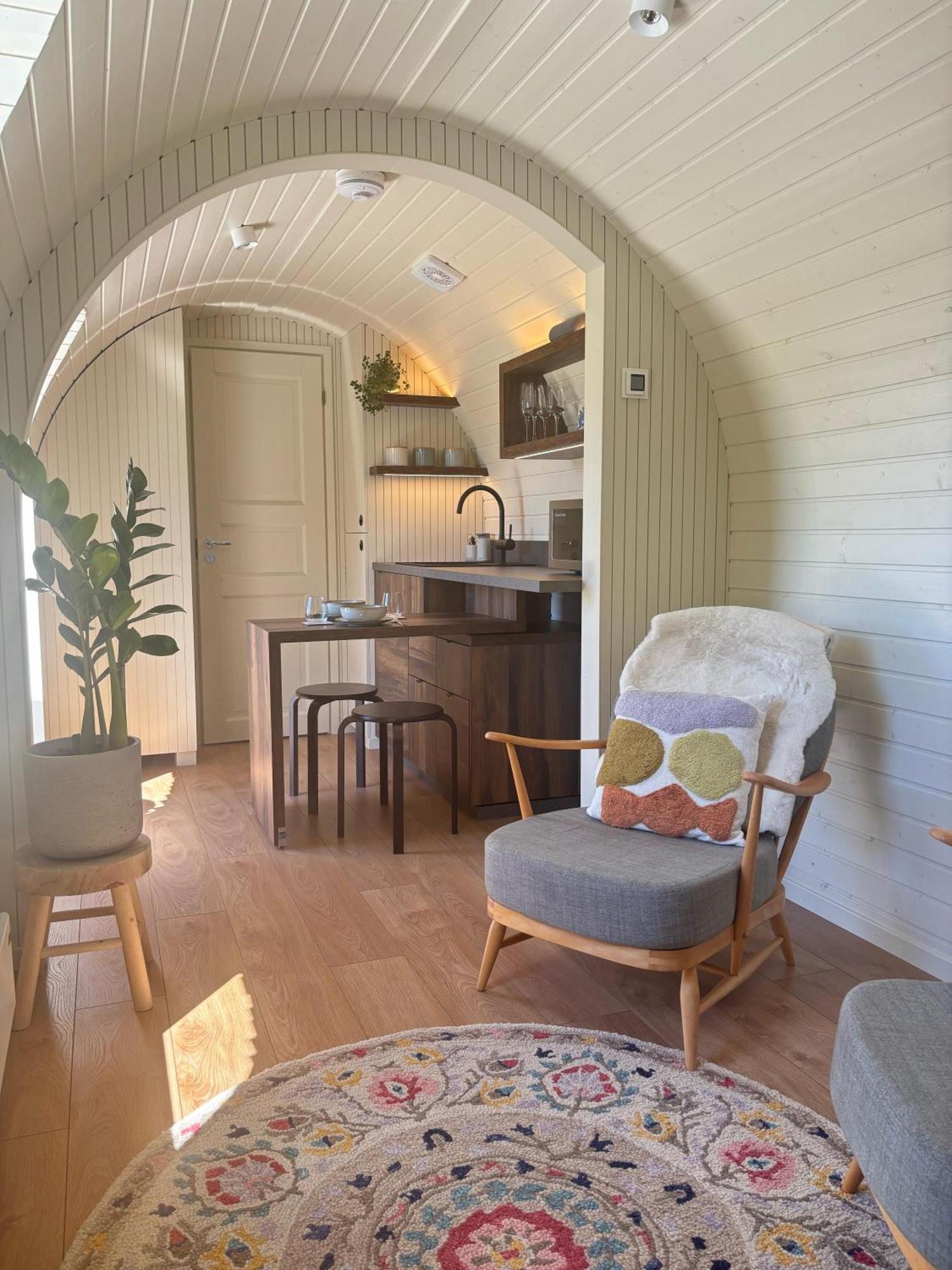 Quarrywood Glamping Tenby Bagian luar foto