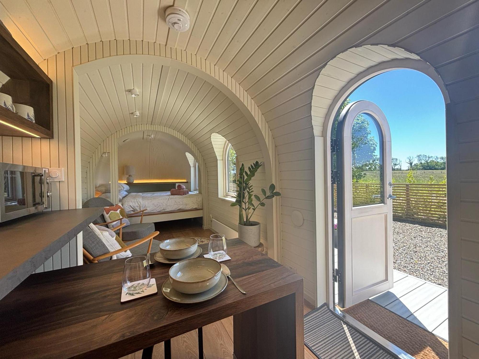 Quarrywood Glamping Tenby Bagian luar foto