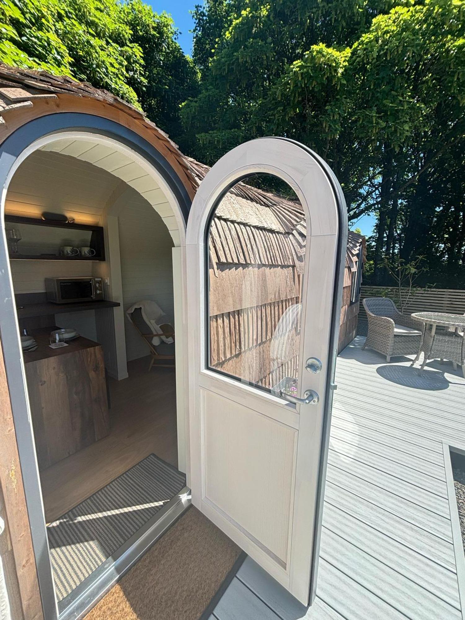 Quarrywood Glamping Tenby Bagian luar foto